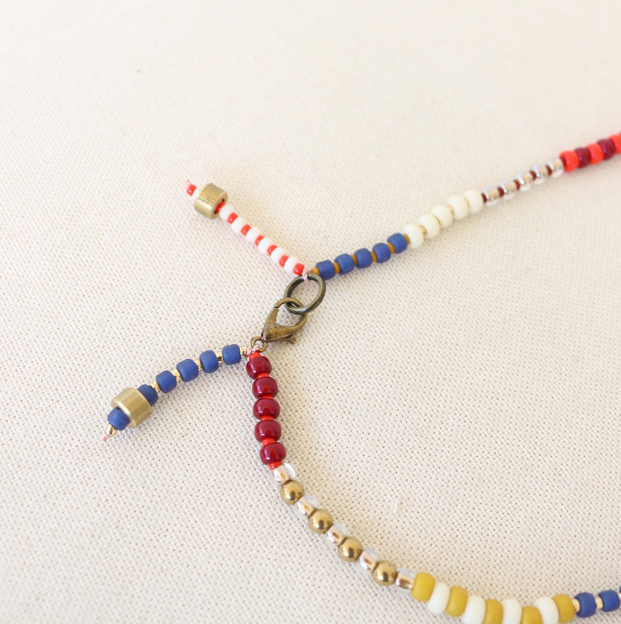 Beaded Stripe Necklace 18"